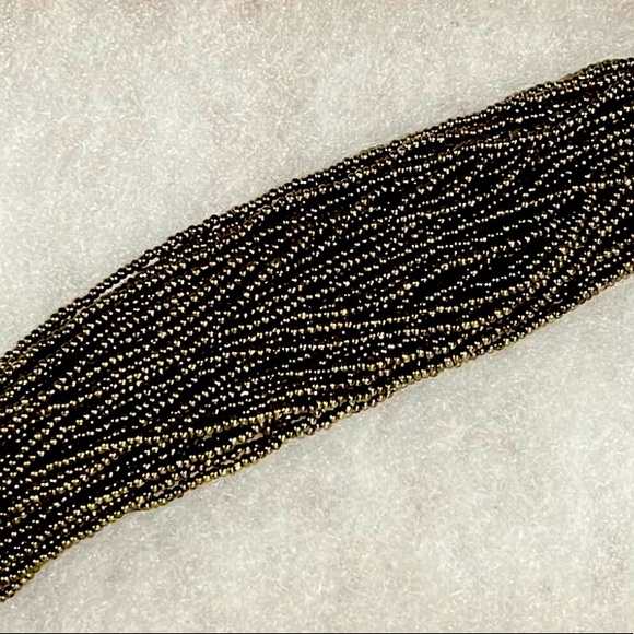 multi row brown seed bracelet with hammered gold toned metallic closure - Picture 2 of 4